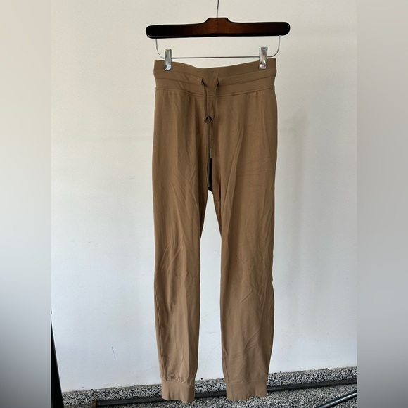 Lululemon Ready to Rulu full length pants - Picture 1 of 4